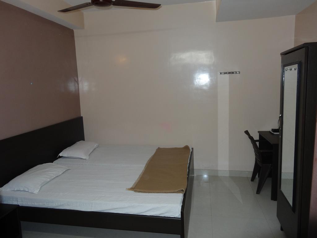 Dwaraka Inn Haïdarabad Chambre photo