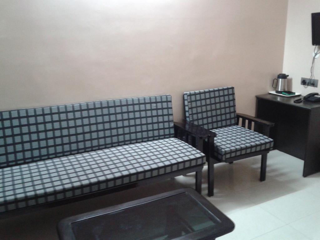 Dwaraka Inn Haïdarabad Chambre photo